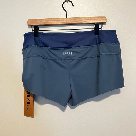 NWT NOBULL Women’s 2 in 1 Shorts Steel Blue Size Large 2.5” - Picture 6 of 7